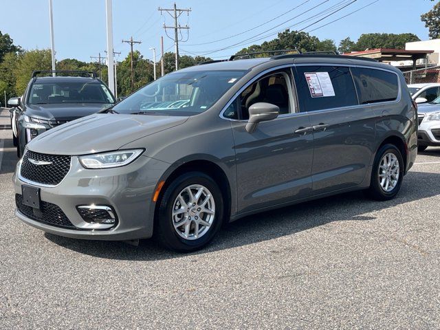 2022 Chrysler Pacifica Touring-L