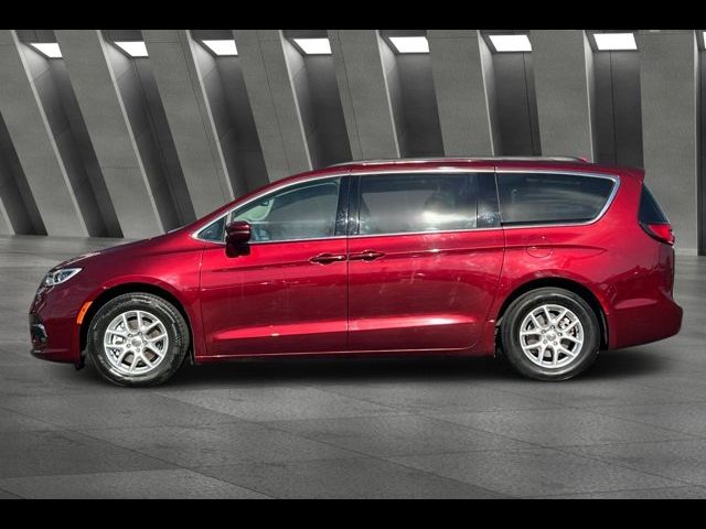 2022 Chrysler Pacifica Touring-L