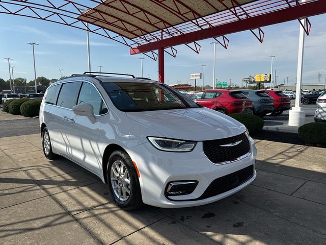 2022 Chrysler Pacifica Touring-L