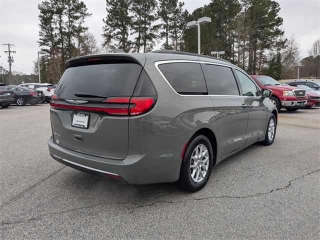 2022 Chrysler Pacifica Touring-L