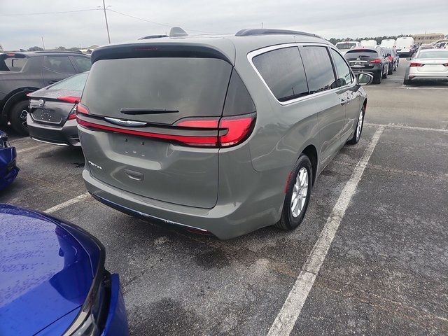 2022 Chrysler Pacifica Touring-L