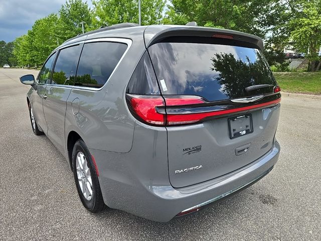 2022 Chrysler Pacifica Touring-L