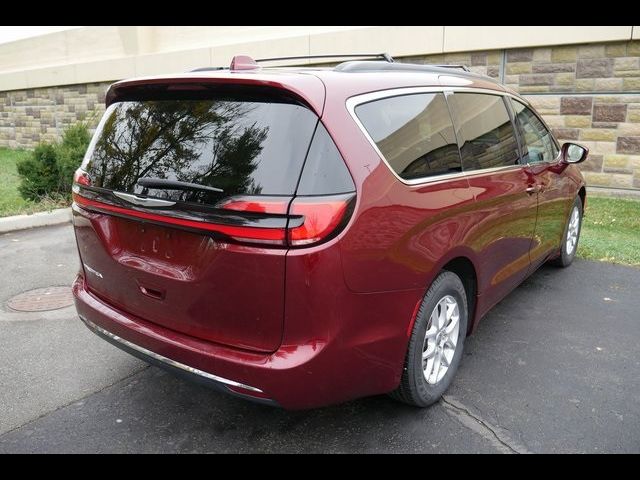 2022 Chrysler Pacifica Touring-L