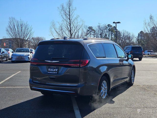 2022 Chrysler Pacifica Touring-L