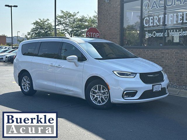 2022 Chrysler Pacifica Touring-L