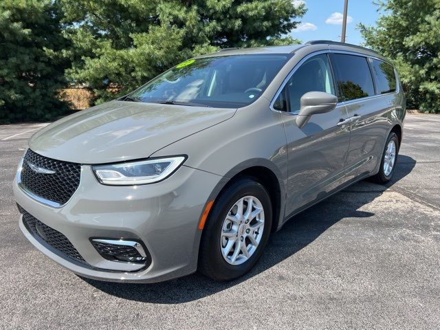 2022 Chrysler Pacifica Touring-L