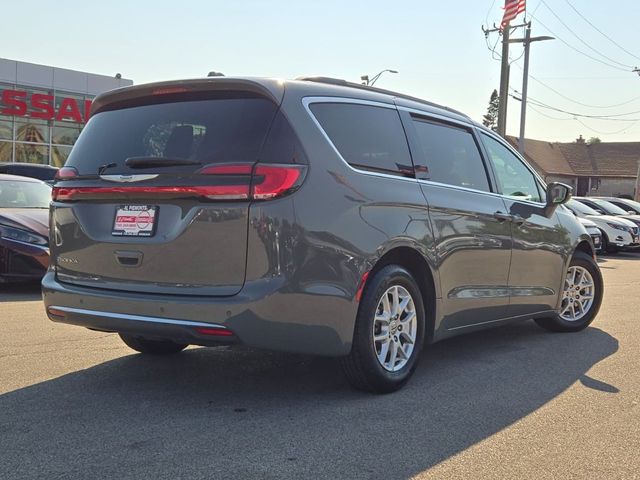 2022 Chrysler Pacifica Touring-L