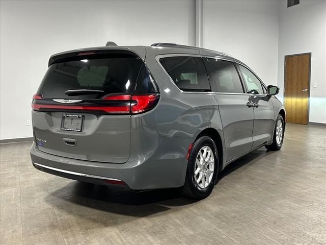 2022 Chrysler Pacifica Touring-L