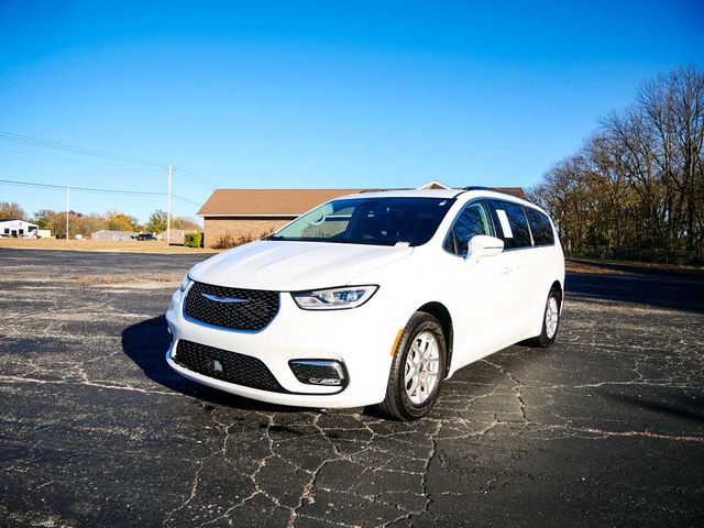 2022 Chrysler Pacifica Touring-L