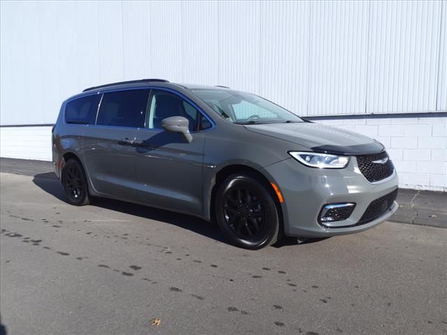 2022 Chrysler Pacifica Touring-L