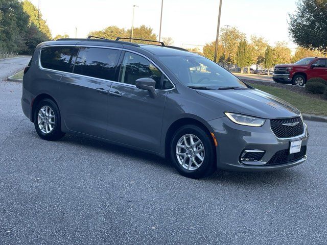 2022 Chrysler Pacifica Touring-L