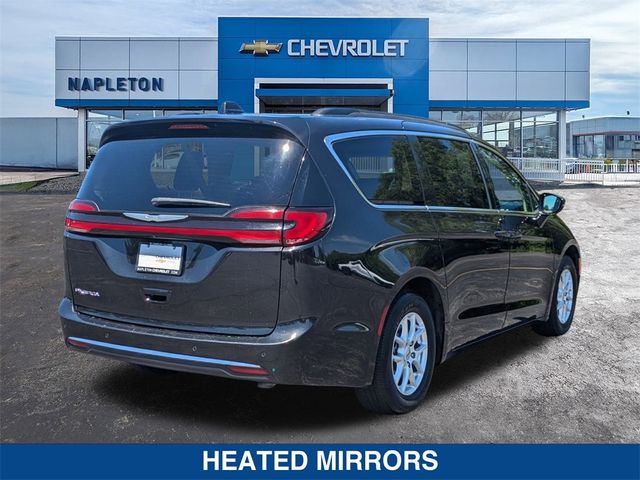 2022 Chrysler Pacifica Touring-L