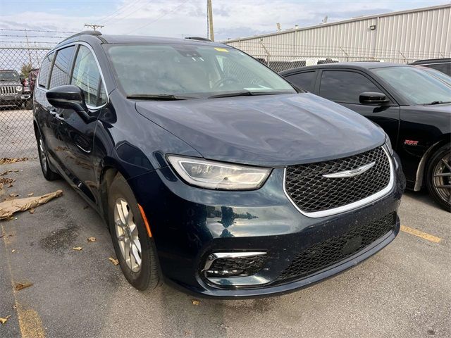 2022 Chrysler Pacifica Touring-L