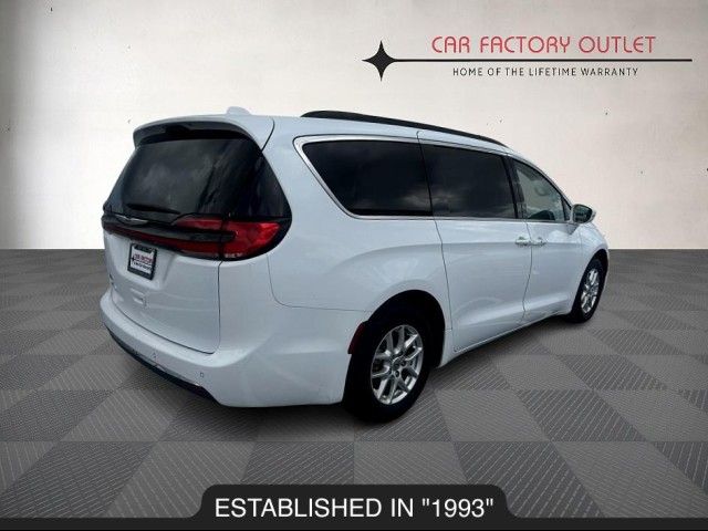 2022 Chrysler Pacifica Touring-L