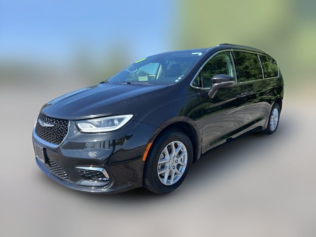 2022 Chrysler Pacifica Touring-L