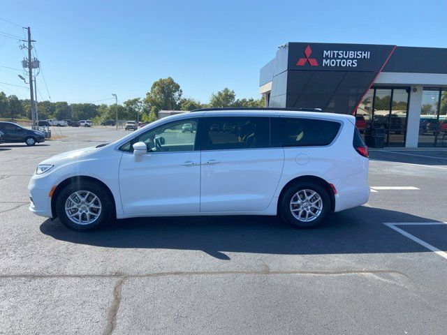 2022 Chrysler Pacifica Touring-L