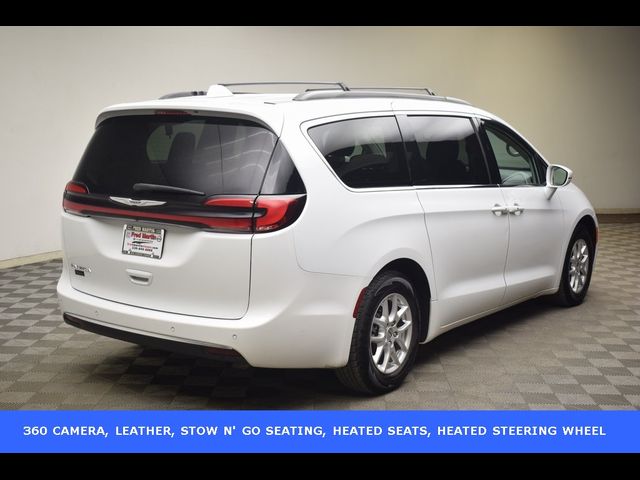 2022 Chrysler Pacifica Touring-L