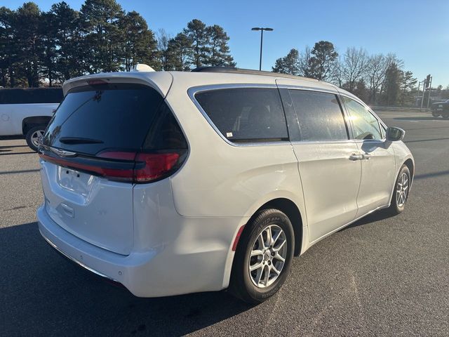 2022 Chrysler Pacifica Touring-L