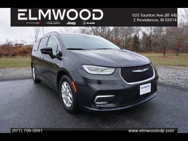 2022 Chrysler Pacifica Touring-L