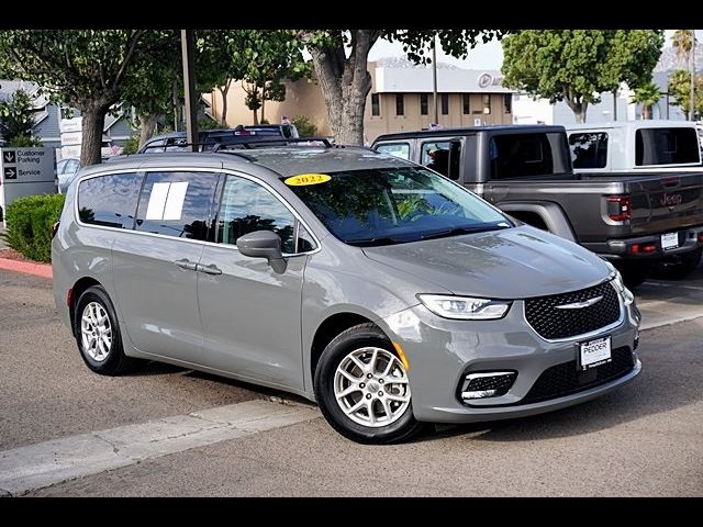 2022 Chrysler Pacifica Touring-L