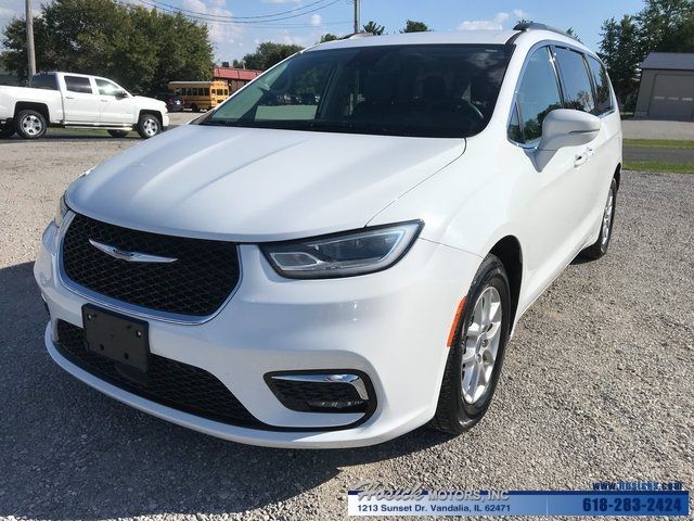 2022 Chrysler Pacifica Touring-L