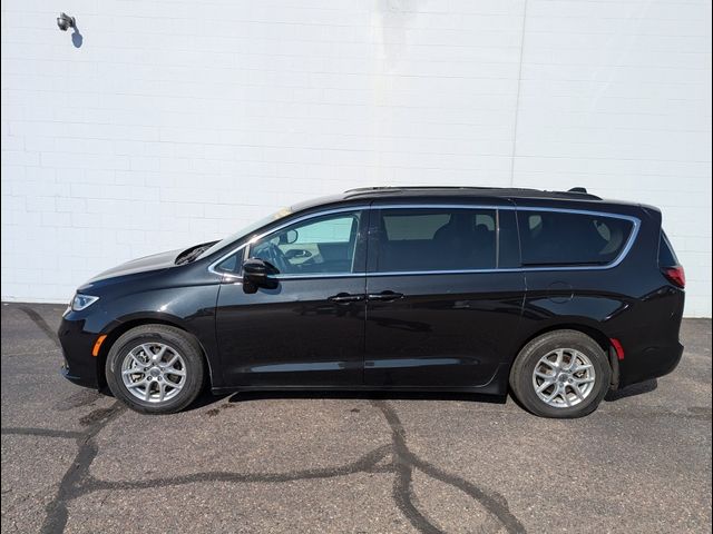 2022 Chrysler Pacifica Touring-L