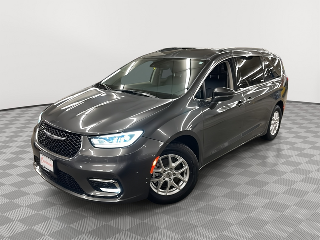 2022 Chrysler Pacifica Touring-L