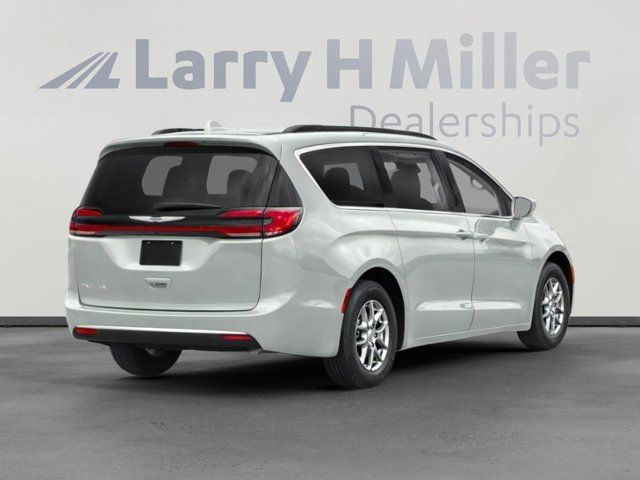 2022 Chrysler Pacifica Touring-L