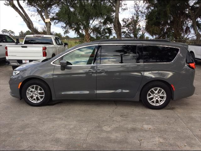 2022 Chrysler Pacifica Touring-L