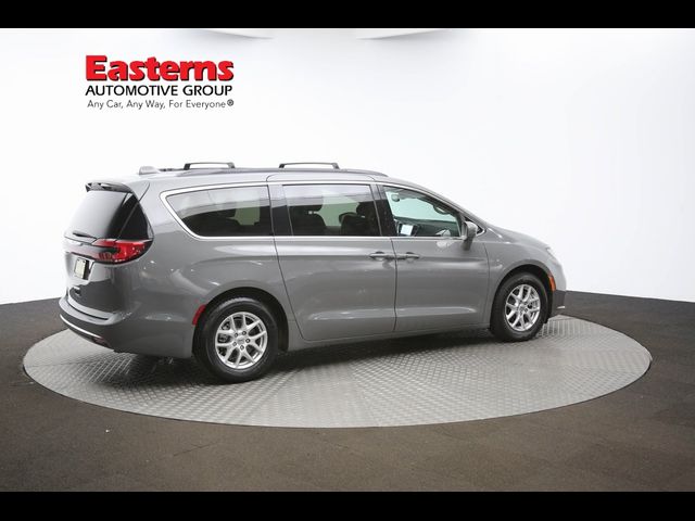 2022 Chrysler Pacifica Touring-L