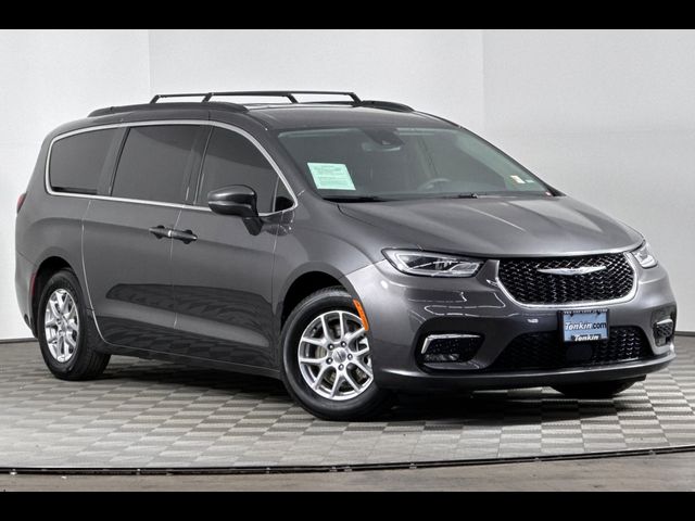 2022 Chrysler Pacifica Touring-L