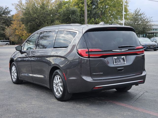 2022 Chrysler Pacifica Touring-L