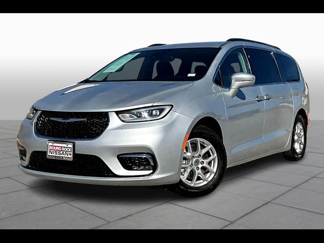 2022 Chrysler Pacifica Touring-L