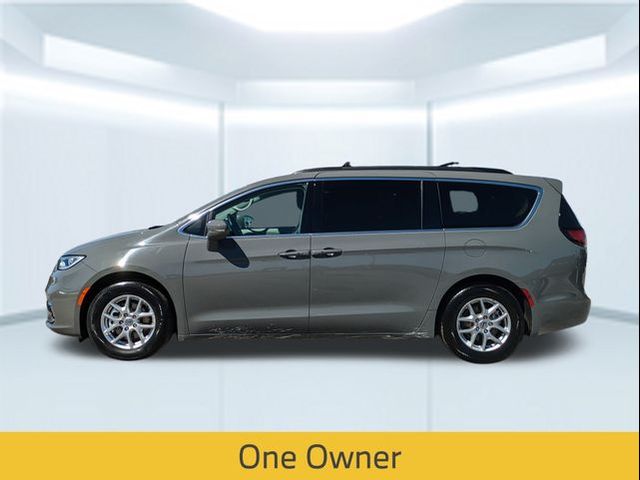 2022 Chrysler Pacifica Touring-L