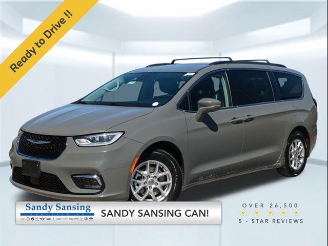 2022 Chrysler Pacifica Touring-L