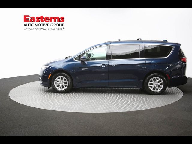 2022 Chrysler Pacifica Touring-L