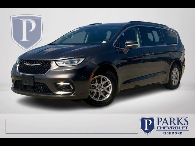 2022 Chrysler Pacifica Touring-L