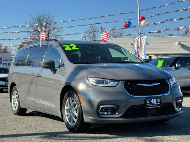 2022 Chrysler Pacifica Touring-L