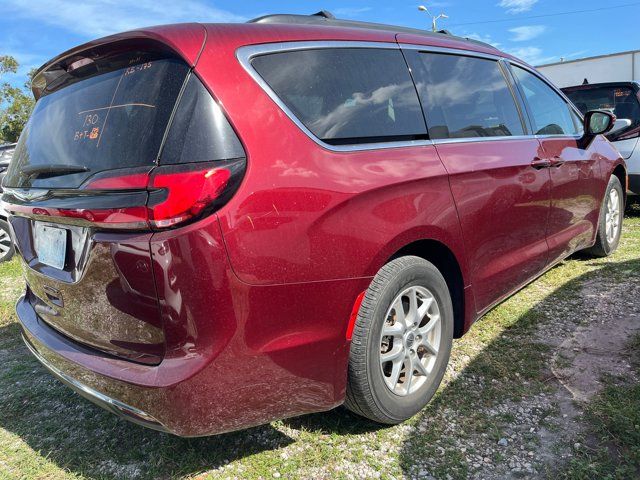 2022 Chrysler Pacifica Touring-L