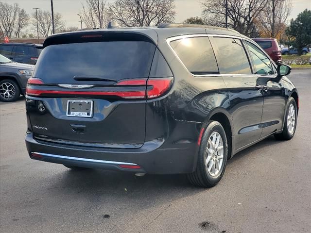 2022 Chrysler Pacifica Touring-L