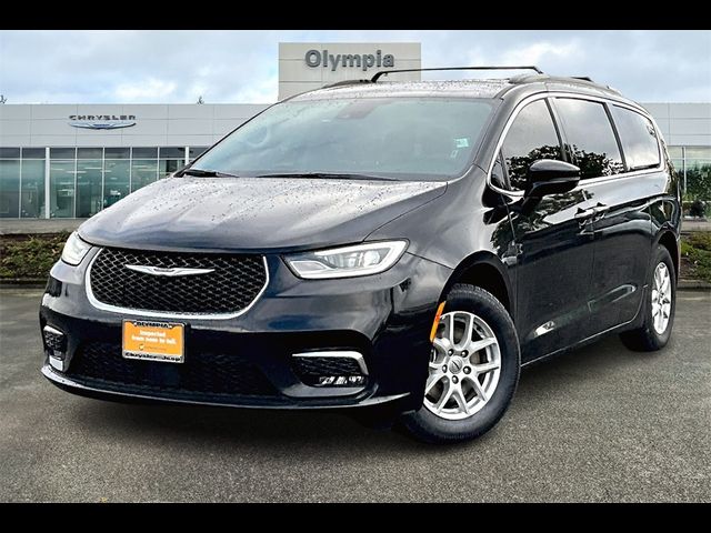 2022 Chrysler Pacifica Touring-L