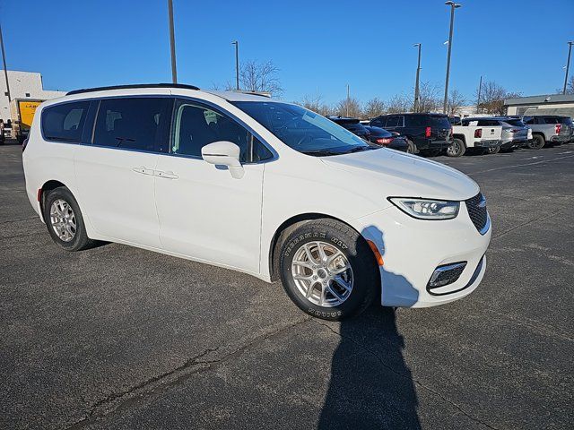 2022 Chrysler Pacifica Touring-L