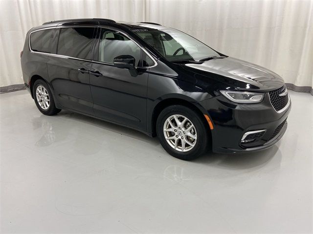 2022 Chrysler Pacifica Touring-L