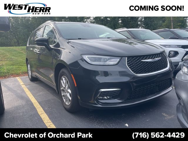 2022 Chrysler Pacifica Touring-L