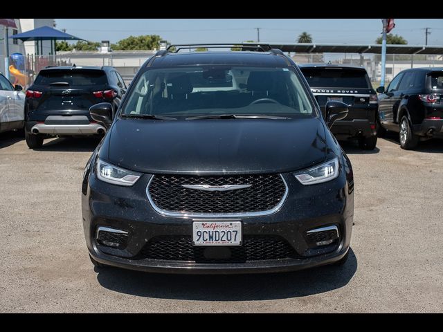 2022 Chrysler Pacifica Touring-L