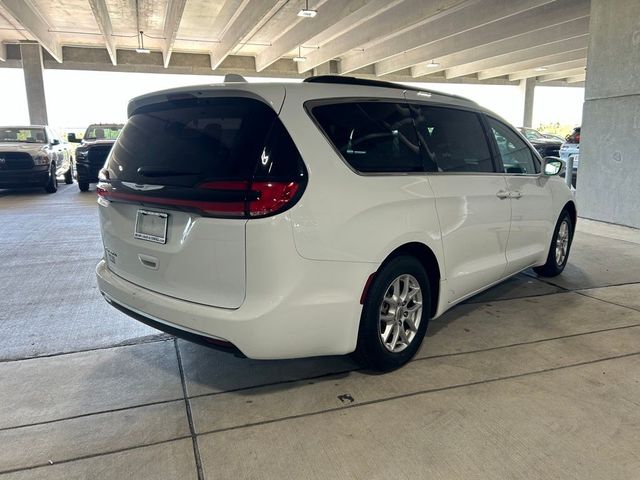 2022 Chrysler Pacifica Touring-L