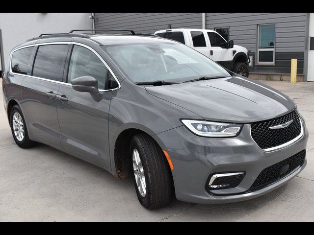 2022 Chrysler Pacifica Touring-L