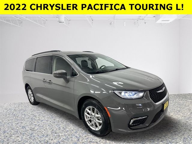 2022 Chrysler Pacifica Touring-L