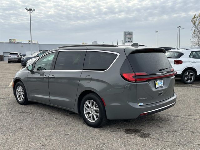 2022 Chrysler Pacifica Touring-L