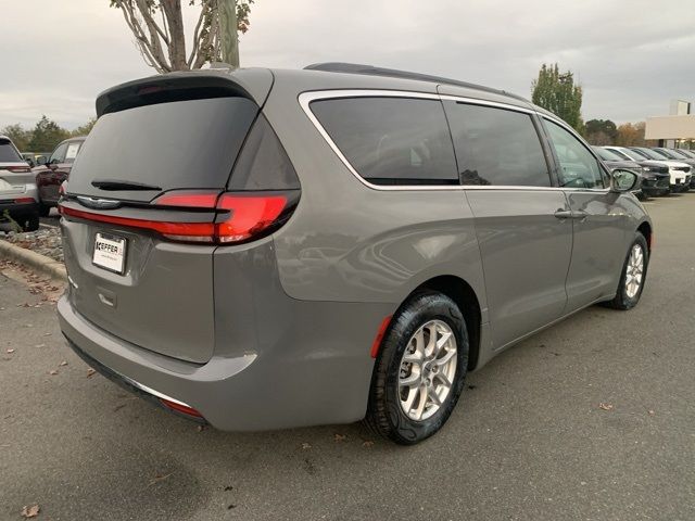 2022 Chrysler Pacifica Touring-L